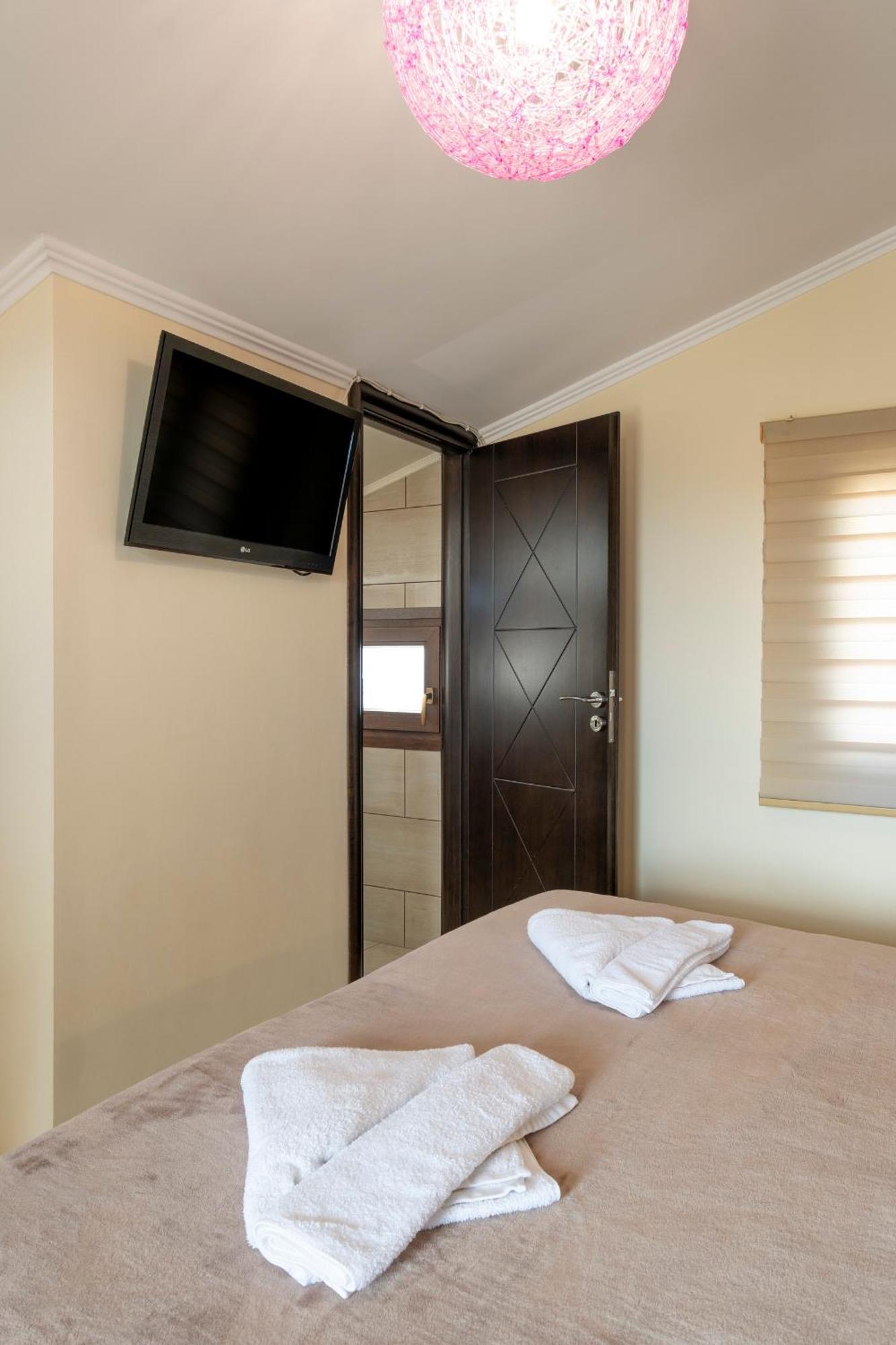 Areti Suites Kathaniá Exterior foto